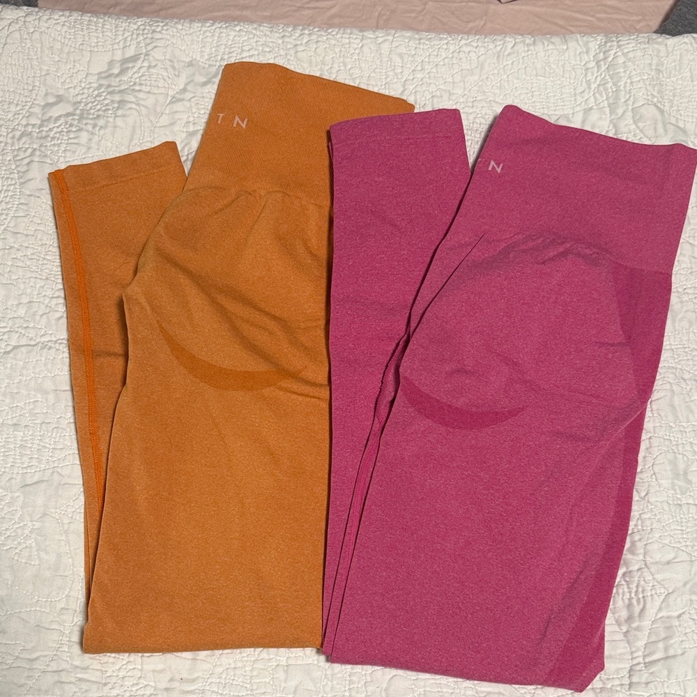 NVGTN Sculpt Leggings M - Pink and Orange